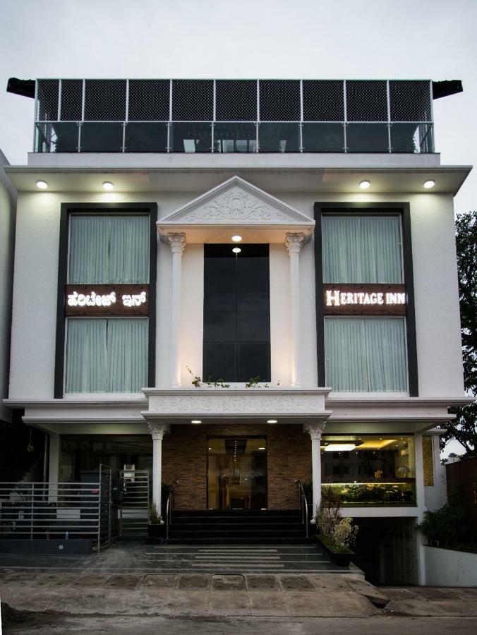 Heritage Inn Mysore Bagian luar foto