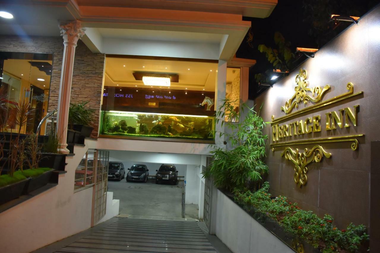 Heritage Inn Mysore Bagian luar foto