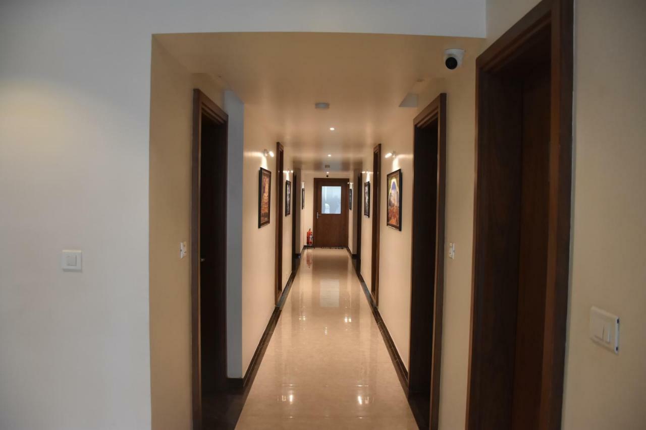 Heritage Inn Mysore Bagian luar foto